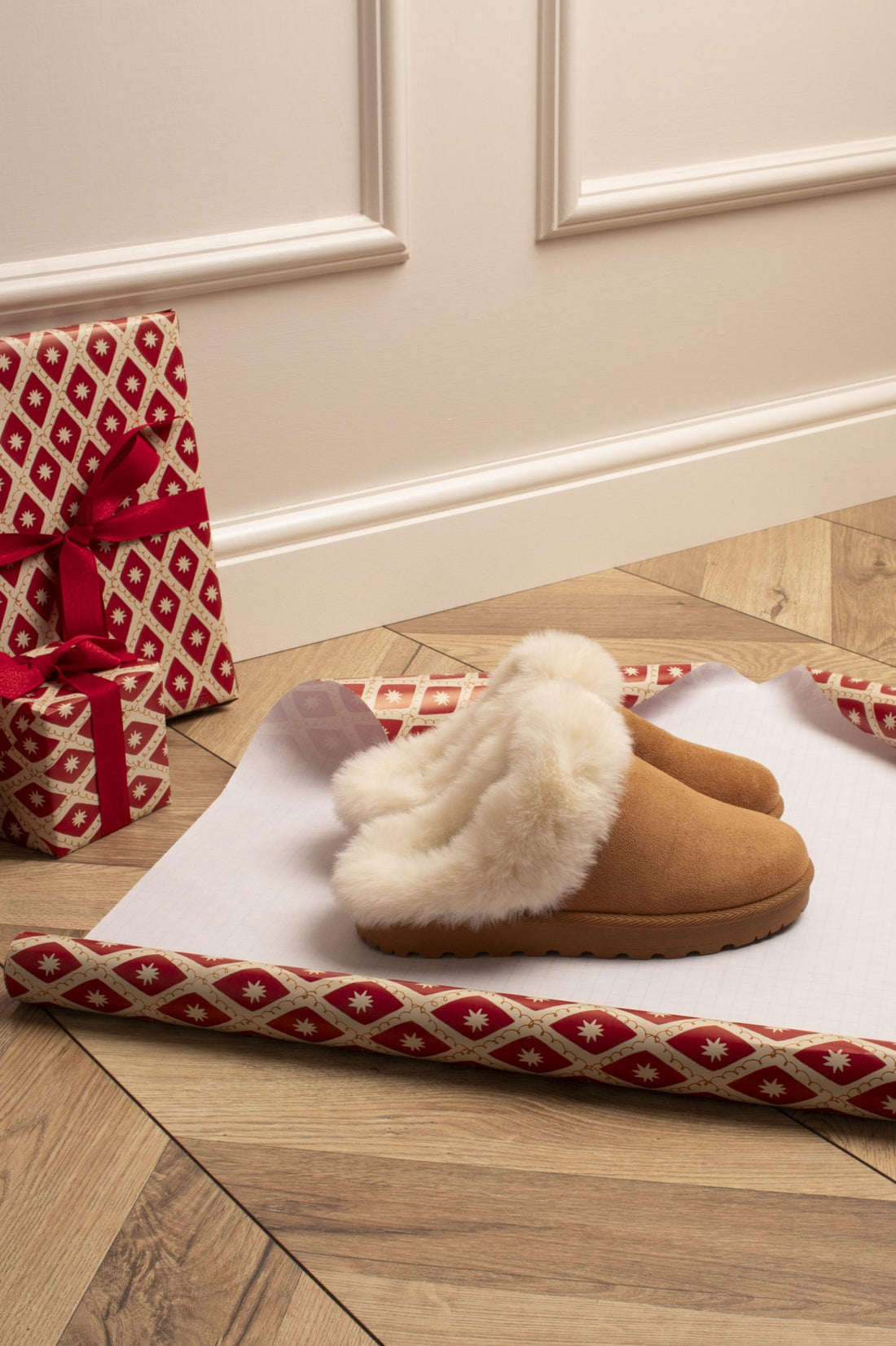 The Lunar Christmas Gift Guide