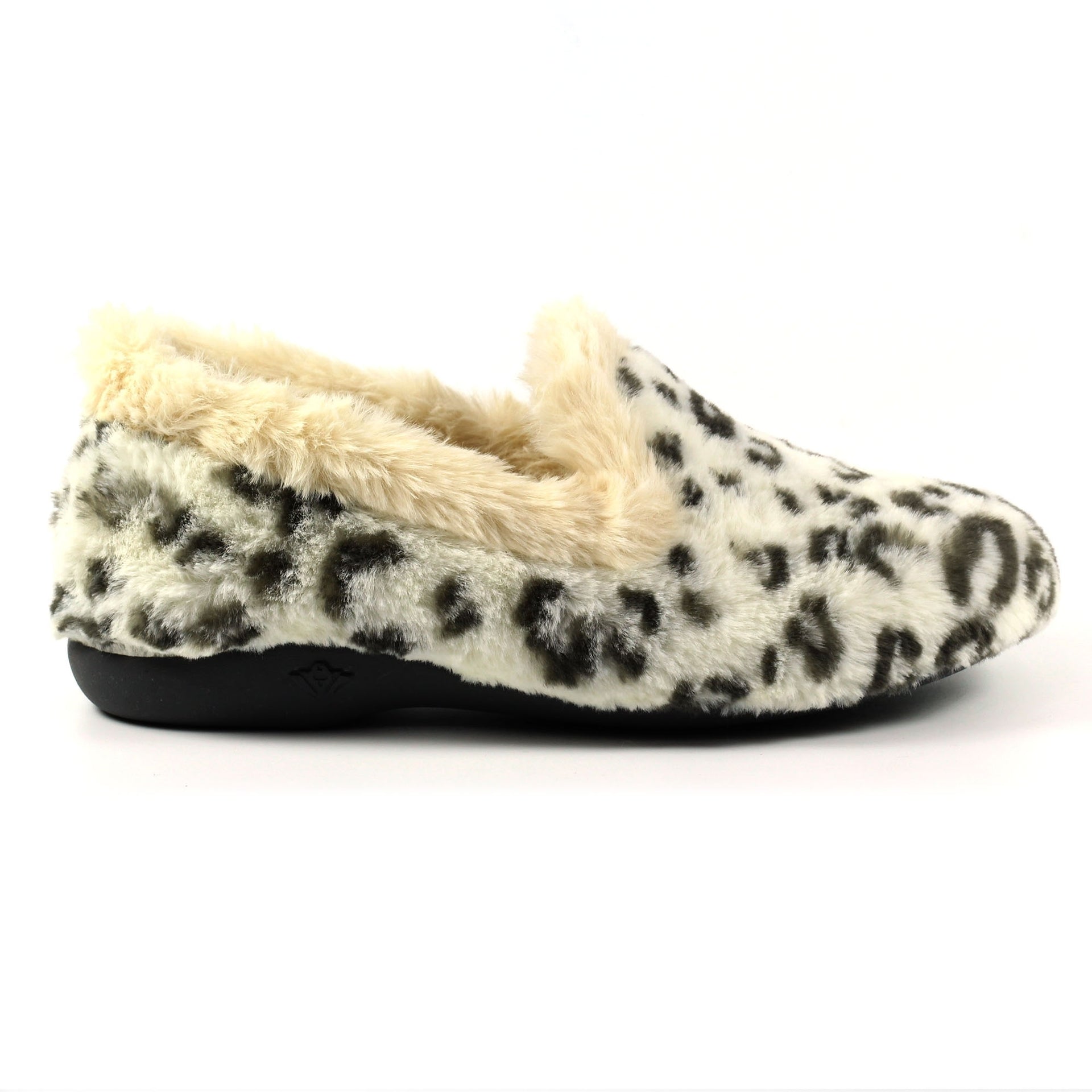 Morgan White Slipper