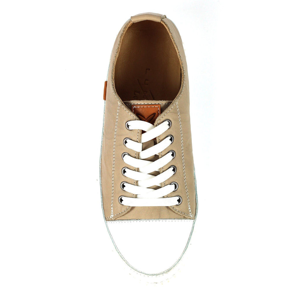 Truffle II Stone Leather Plimsoll