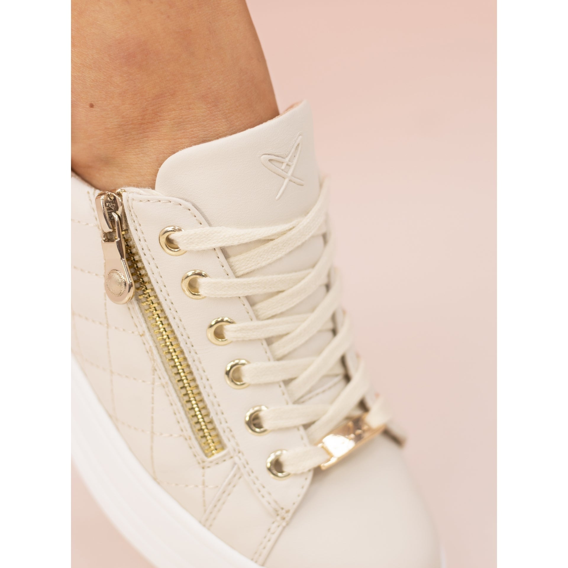 Xenon Cream Trainer