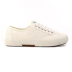 Naomi White Trainer