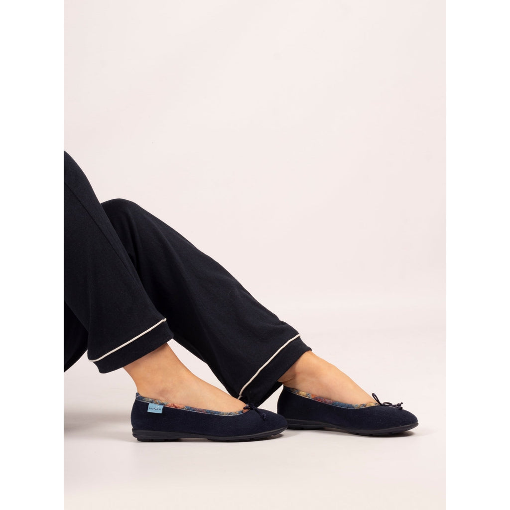 Bow Navy Pump Slipper