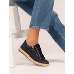 Shaka Navy Trainer