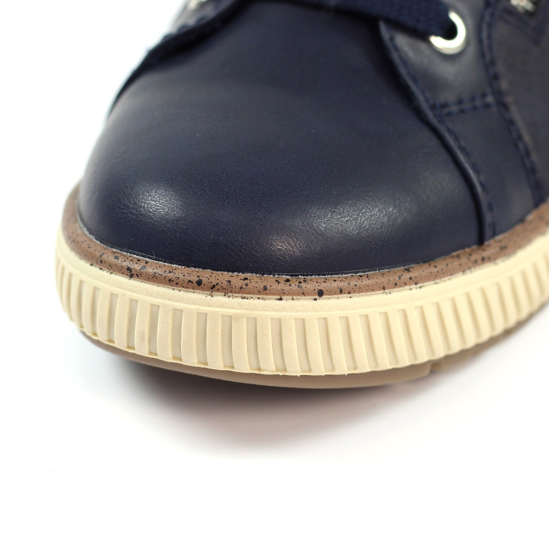 Shaka Navy Trainer