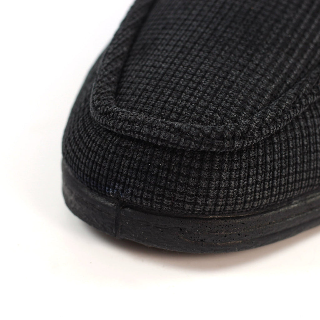 Dylan Black Slipper
