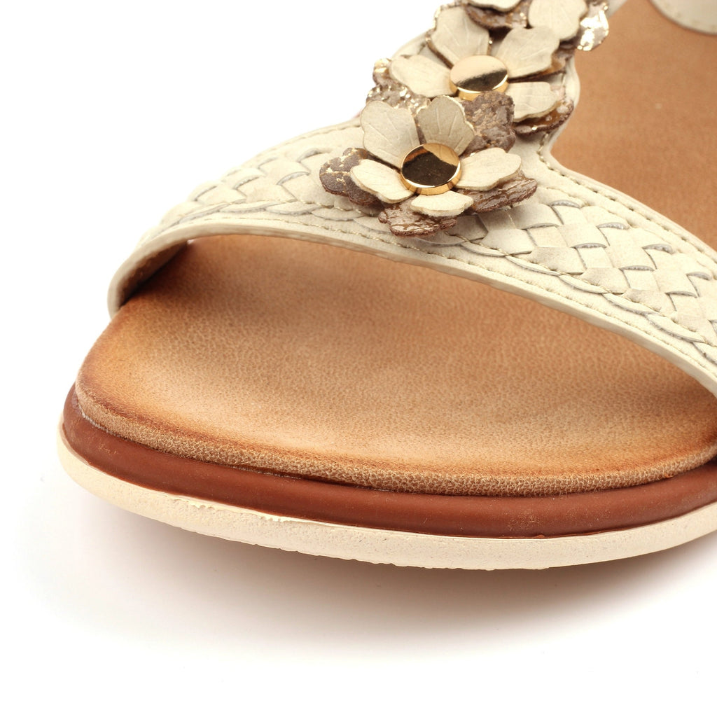 Clementine Beige Sandal