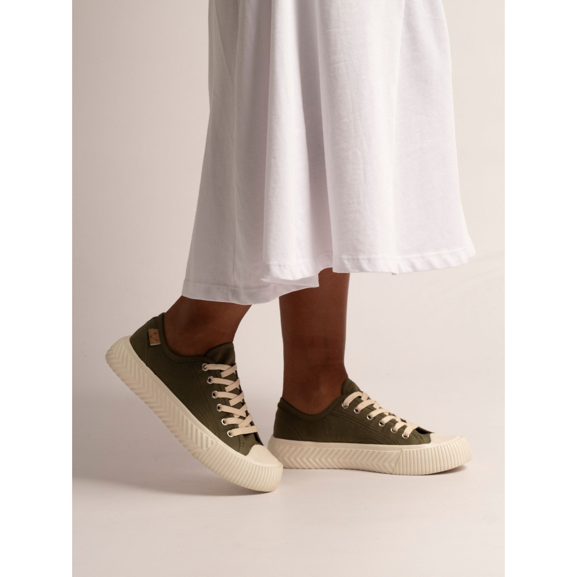 Jayne III Khaki Trainer