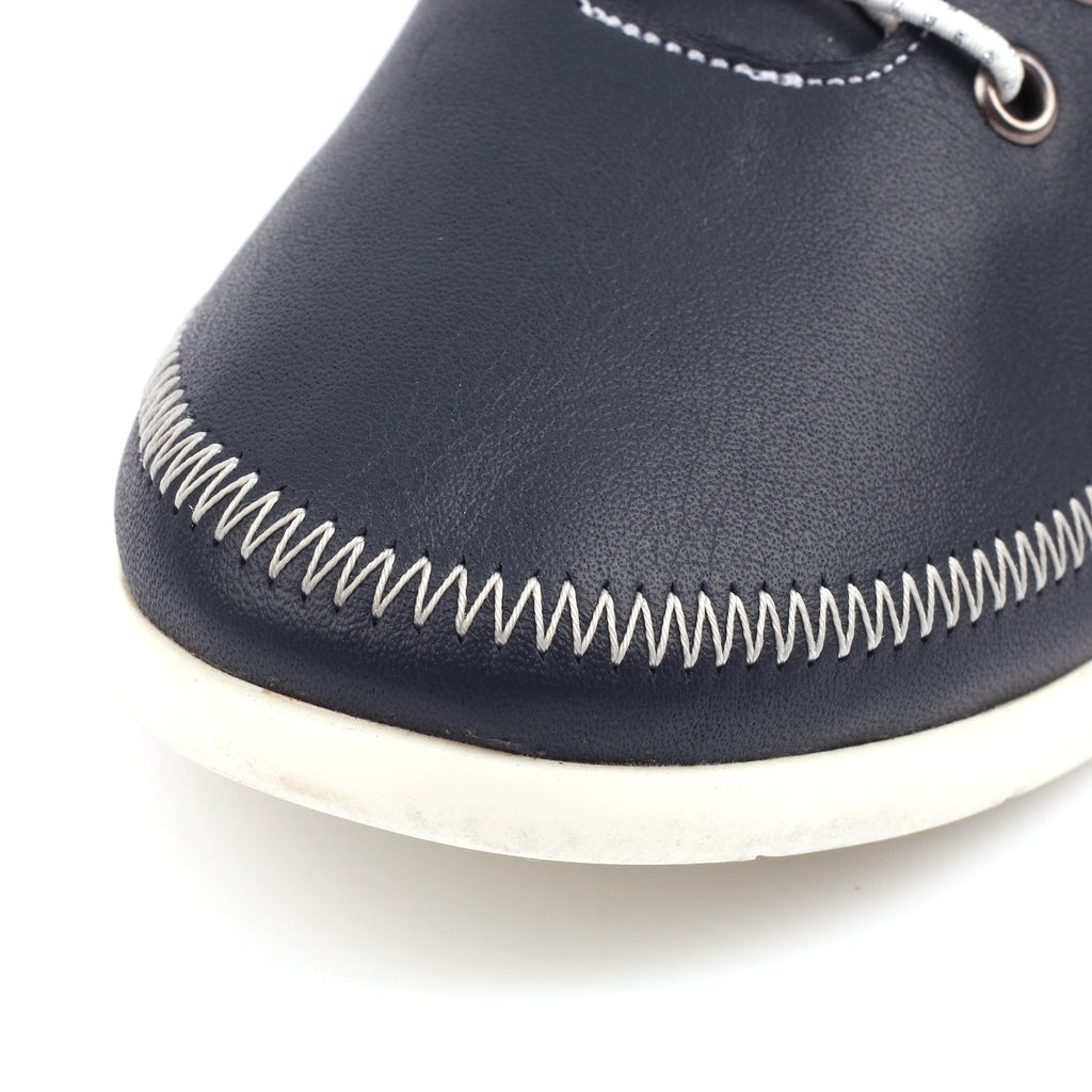 Penelopy Navy Leather Trainer