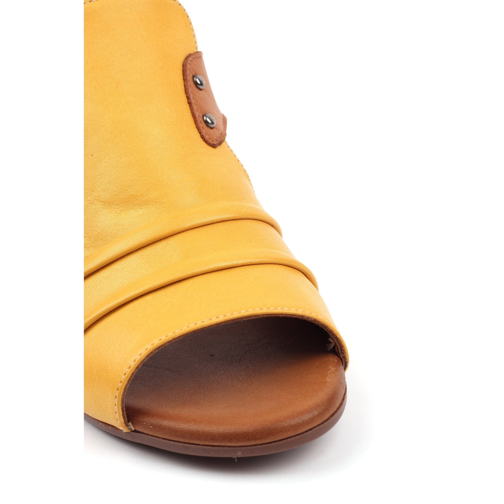 Jaden Mustard Leather Sandal