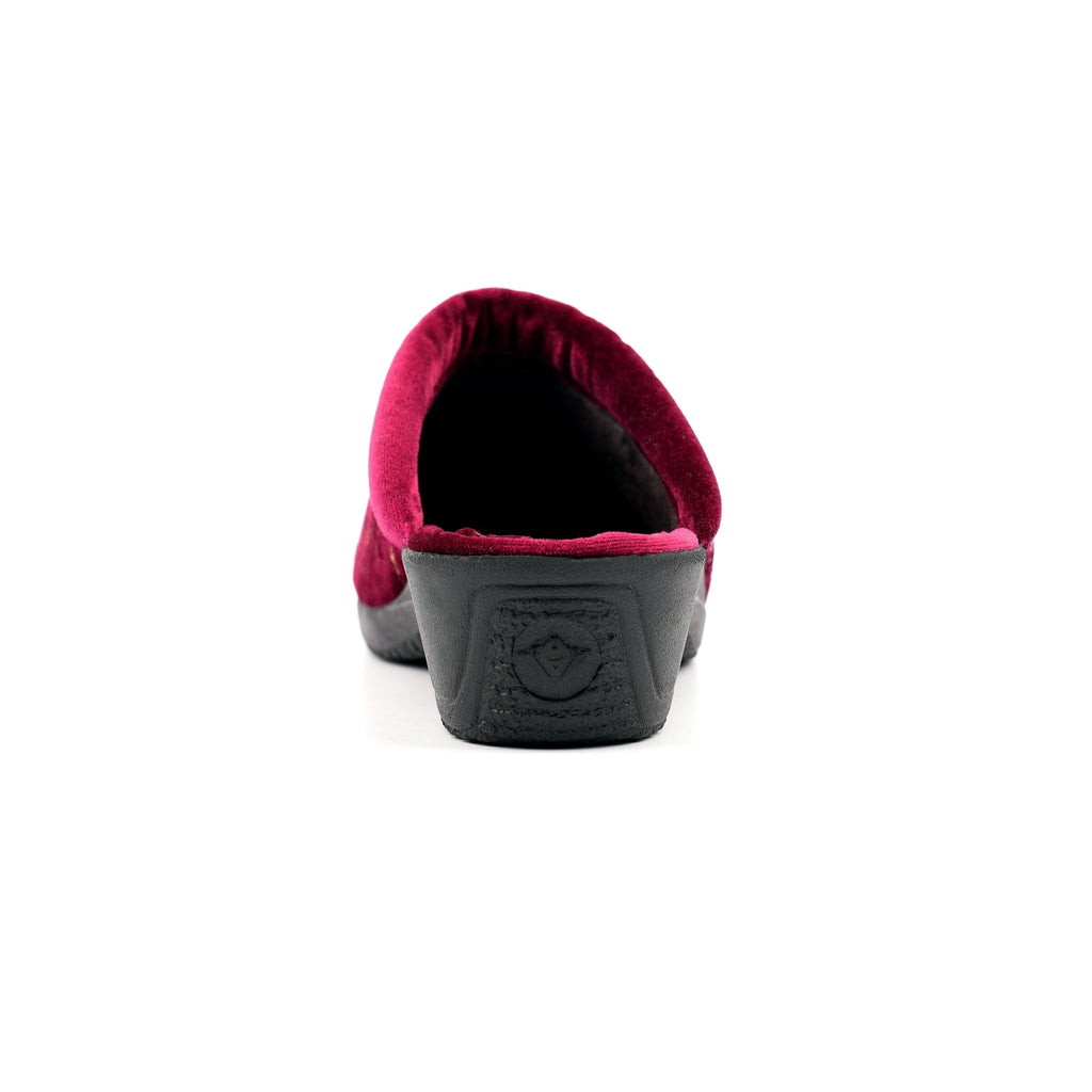 Glenda Burgundy Slipper