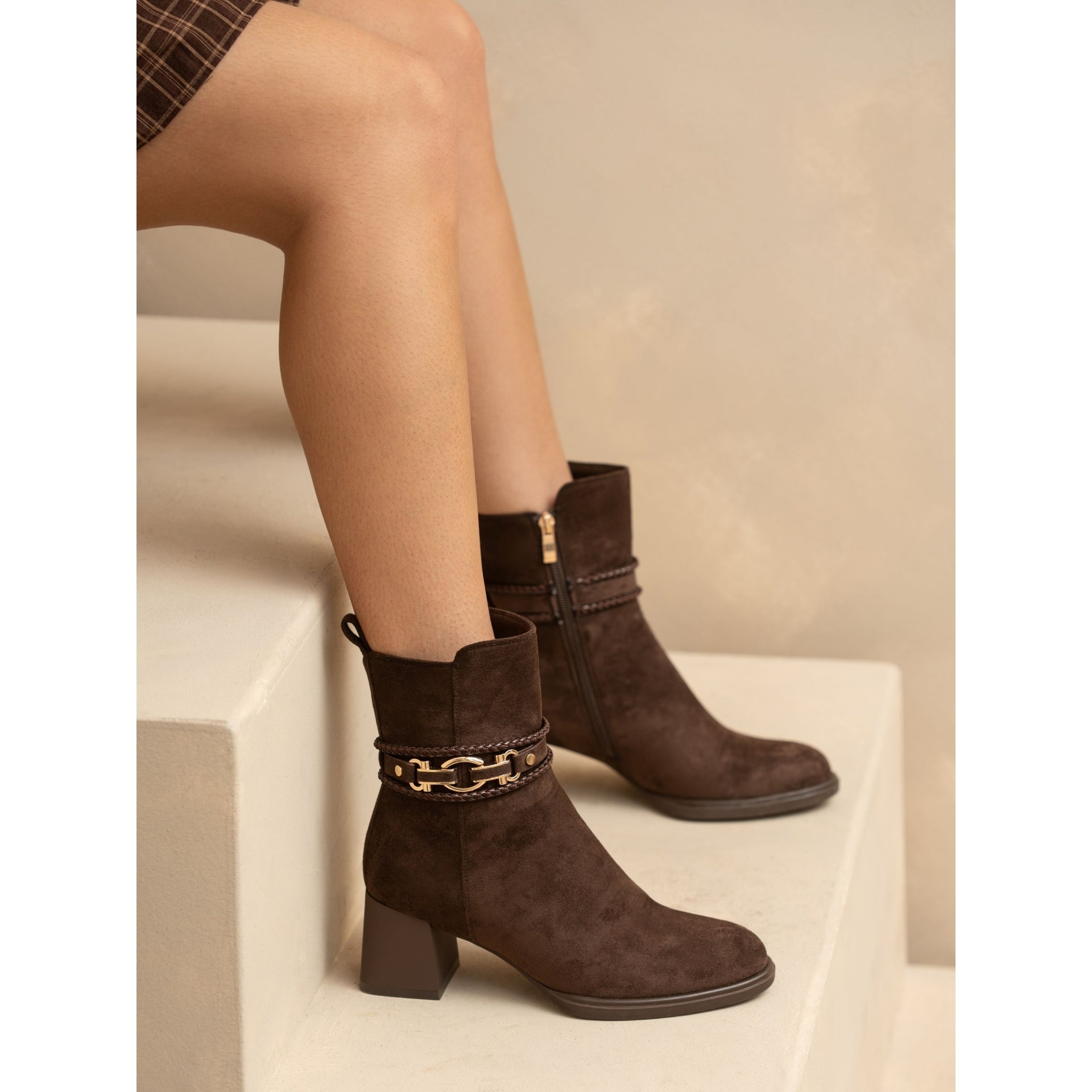 Zula Brown Ankle