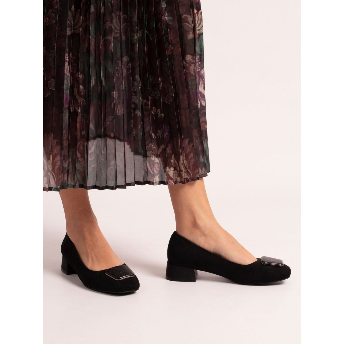 Betsy Black Shoe
