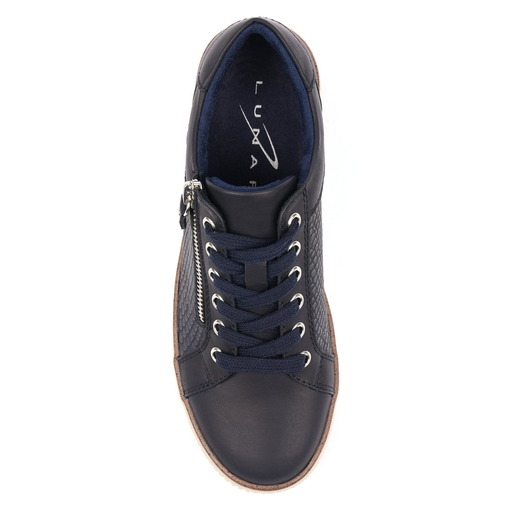 Shaka Black Trainer