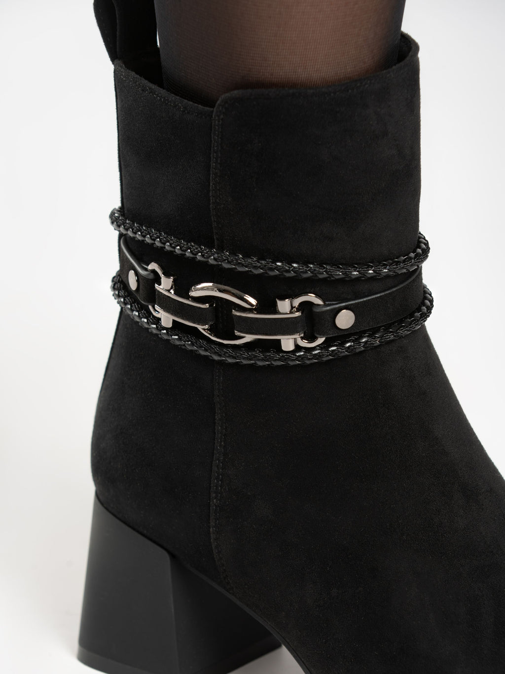Zula Black Ankle