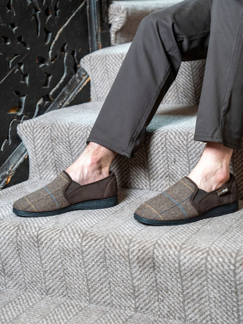 Harrison II Brown Slipper